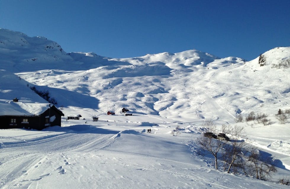 Bildet er eit illustrasjonsfoto. Ingen personar blei tatt av snøskredet i Svandalen laurdag ettermiddag. Arkivfoto.