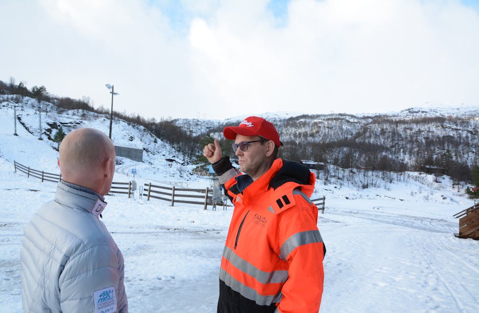 Ove Øye og Lars Reidar Fosstveit planlegg store alpinarrangement både i 2018 og 2019. Traseen i anlegget i Svandalen har dei utfordringar norske alpintalent treng. Foto: Edd Meby.