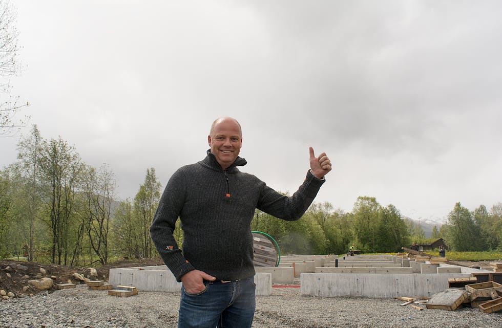 ENDELEG: Geir Baardsen ved Leabøen AS er nøgd med å endeleg få klarsignal til å starte bygginga av dei nye studentboligane. (Foto: Siri Åbø Wiersen)