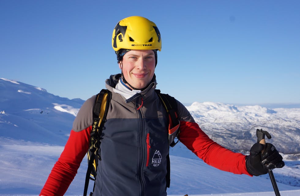 Glenn Tore Løland tok første påskedag alle sju Sauda Seven Summits vinternutane på éin skitur. Foto: Åge Fjellheim Midthun.