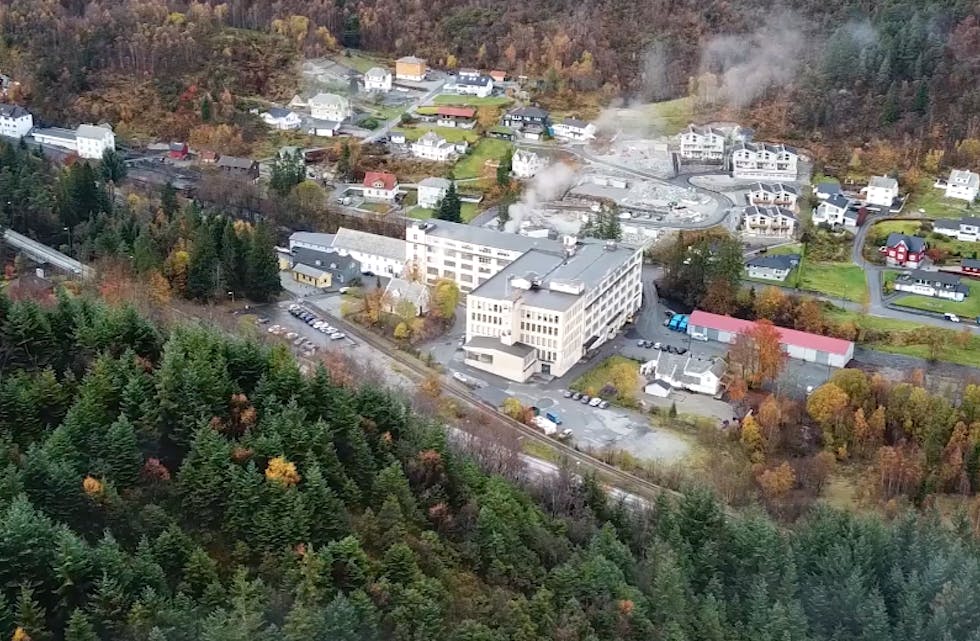 Ullprodusenten Janus ved Bergen fekk produksjonsstans i eitt døgn på grunn av kabelbrot i Sauda torsdag.