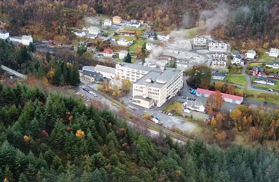 Ullprodusenten Janus ved Bergen fekk produksjonsstans i eitt døgn på grunn av kabelbrot i Sauda torsdag. 