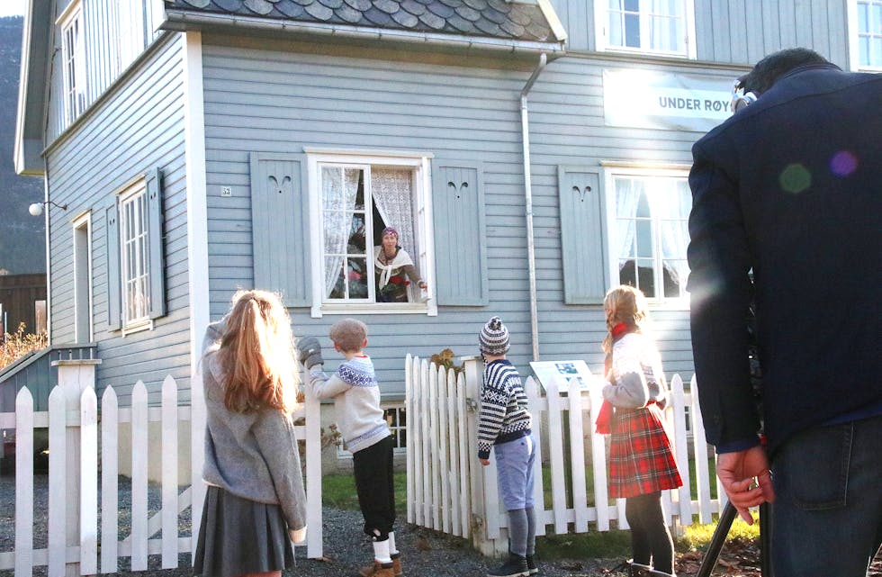 Dagleglivet i Åbøbyen på 1950- og 60-talet er ramma for Vesla Guggedal si framsyning «Voi voi, Åbøbyen», som er utsett til juni 2021. Der får ein òg sjå filmklipp som viser korleis det var å vera barn i Åbøbyen, spelt inn hausten 2019. 
