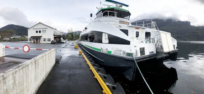 Hurtigbåten vil bli sjeldsynt i Indre Ryfylke dersom fylkespolitikarane følger Kolumbus sitt forslag om kutt i rutetilbodet. 