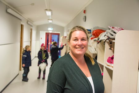 Janniche Hillestad Hatlen har vore rektor ved Risvoll skule i Saudasjøen i nøyaktig ti år. 