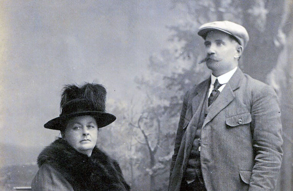 Hilda og Fritjof Andersen, oppdressa hos fotograf Chr. Jørgensen i Sauda. 