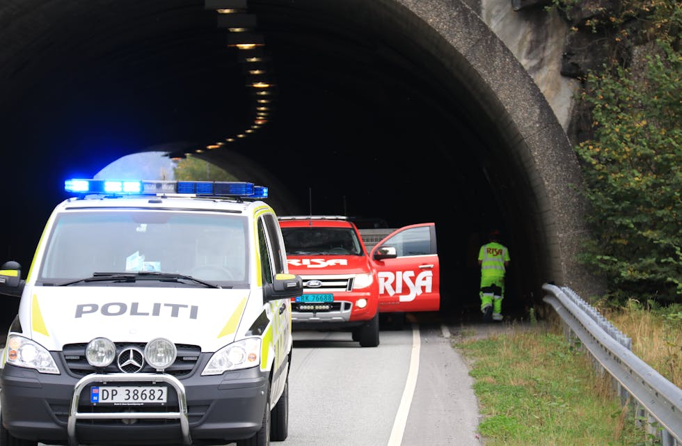 Risa er på plass for å rydda i Nestunnelen. Kor lang tid det vil ta er uvisst.