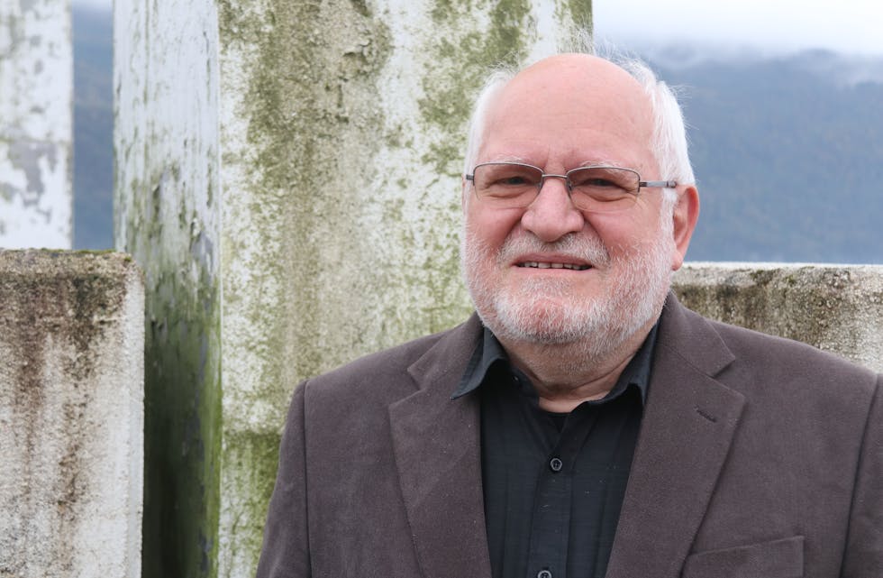 Smitten aukar kraftig på Haugalandet og fleire stader i Ryfylke. Kommuneoverlege Knut A. Omdal oppfordrar til årvåkenheit, og til å ta vaksine dersom ein ikkje har gjort det allereie.