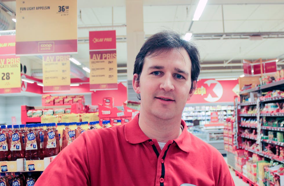 Coop Extra Sauda har fleire gonger blitt tildelt utmerkingar for sitt bevisste arbeid for inkludering og mangfald. No er også butikksjef Ivar Bakka heidra.