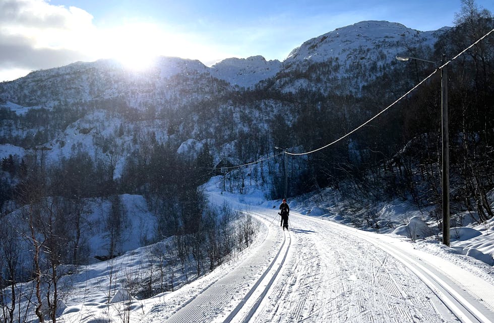 Siste helga i januar hadde mykje vêr å by på. Søndag 30. kunne imidlertid Slettedalen by på flotte skiforhold med nypreparerte løyper. 