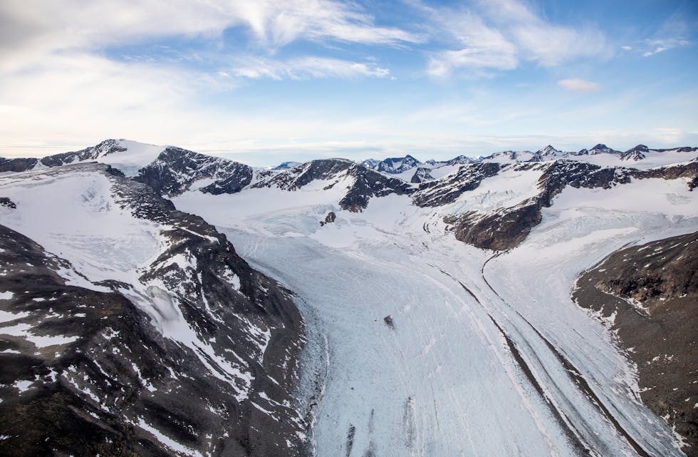 I alle fylke minkar isbreane på grunn av klimaendringar. Her ein isbre i Jotunheimen. 