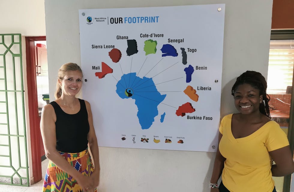 Synnøve Selvik og nestleder Gloria Tompoli ved Fairtrade sitt hovedkontor i Vest-Afrika.