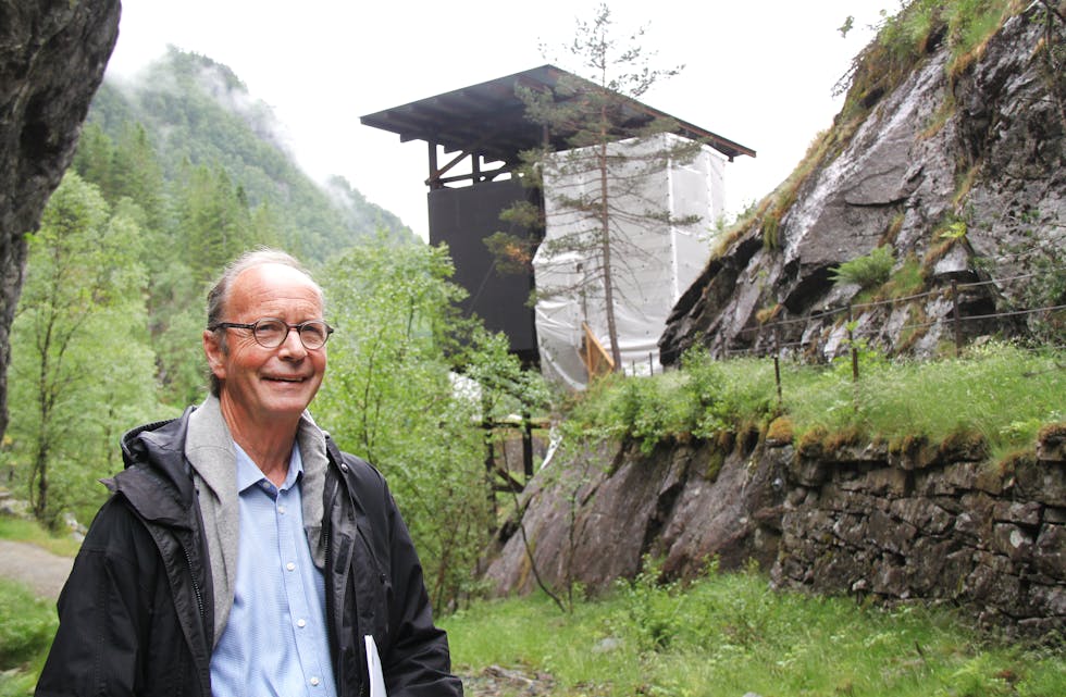 Arne O. Moen.
