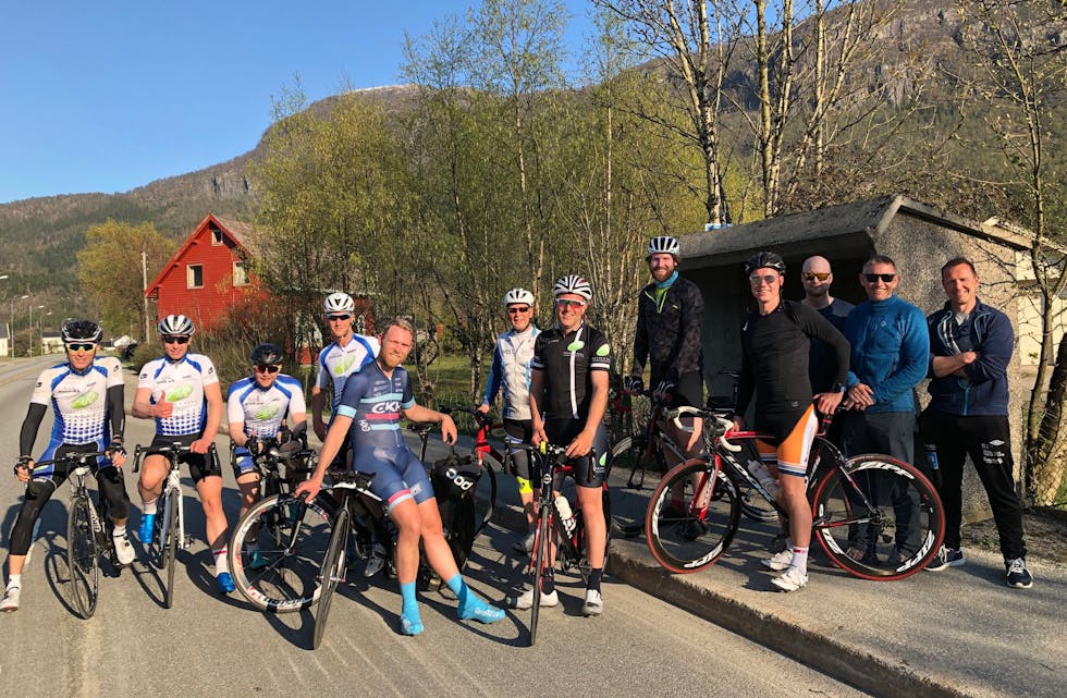 Sauda sykkelklubb har i fleire år arrangert temporitt over Birkeland og opp til Fivelandskrysset. Dette bildet er frå eit tidlegare temporitt.