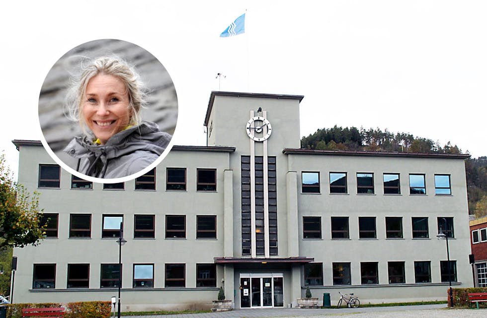 Ingvild Djuv (innfelt) har trekt seg frå tilsettinga som kommunalsjef oppvekst og kultur i Sauda kommune. No går jobben til ei rutinert kvinne som alt er tilsett i kommunen.