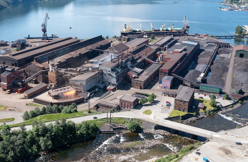 142 tilsette ved Eramet Norway sitt smelteverk i Sauda blei tatt ut i streik frå måndag 15. august. 24. august blei streiken avslutta.