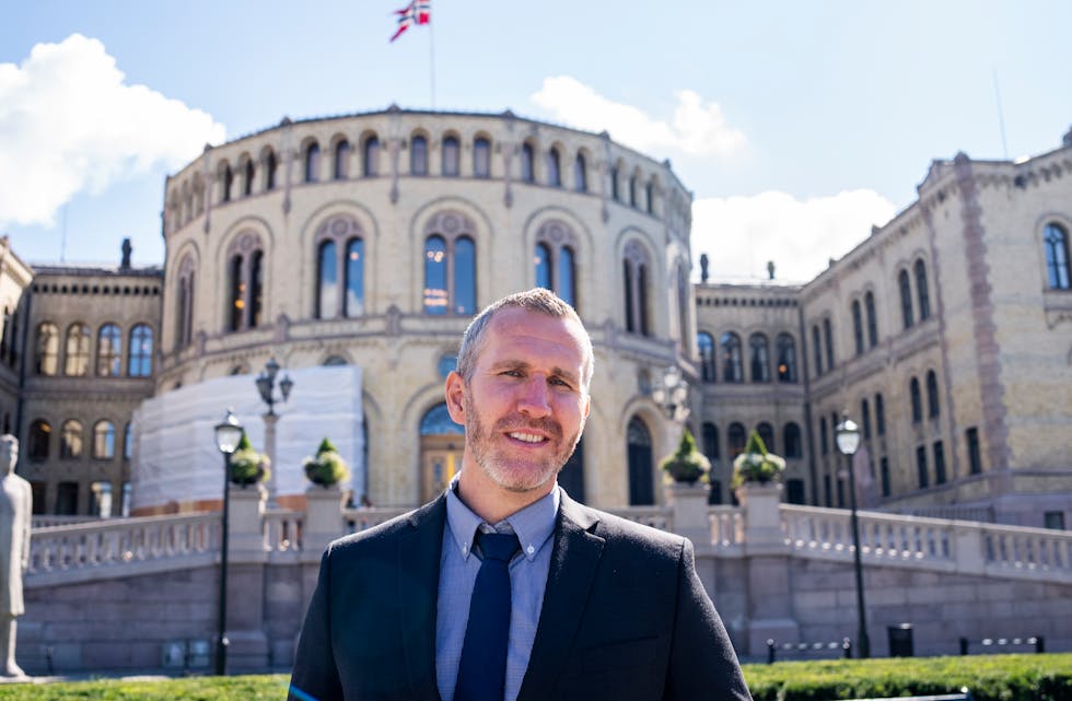Frps energipolitiske talsperson Marius Arion Nilsen, omtalar straumprisane som «tidenes skatteauke». 