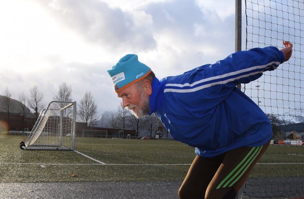 Ingvar Hagen har flest idrettsmerker, med sine 54. 