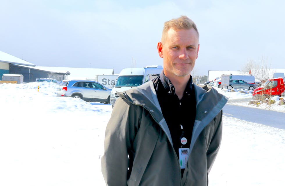 Gunnar André Gauthun, hub-koordinator i Iverson e-Fuels, trur selskapet er tent med å vere opne og tilgjengeleg, og arrangerer derfor kafé på Folkets Hus.