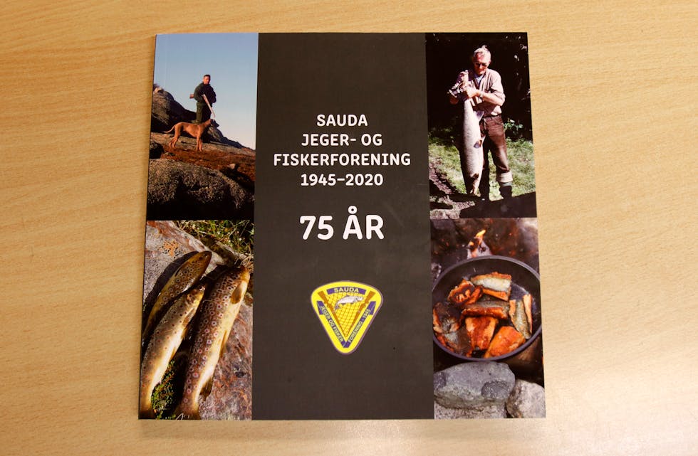Sauda jeger- og fiskerforening gav ut jubileumsbok då laget runda 75 år i 2020. Tysdag er historia til foreininga tema i sogelaget.