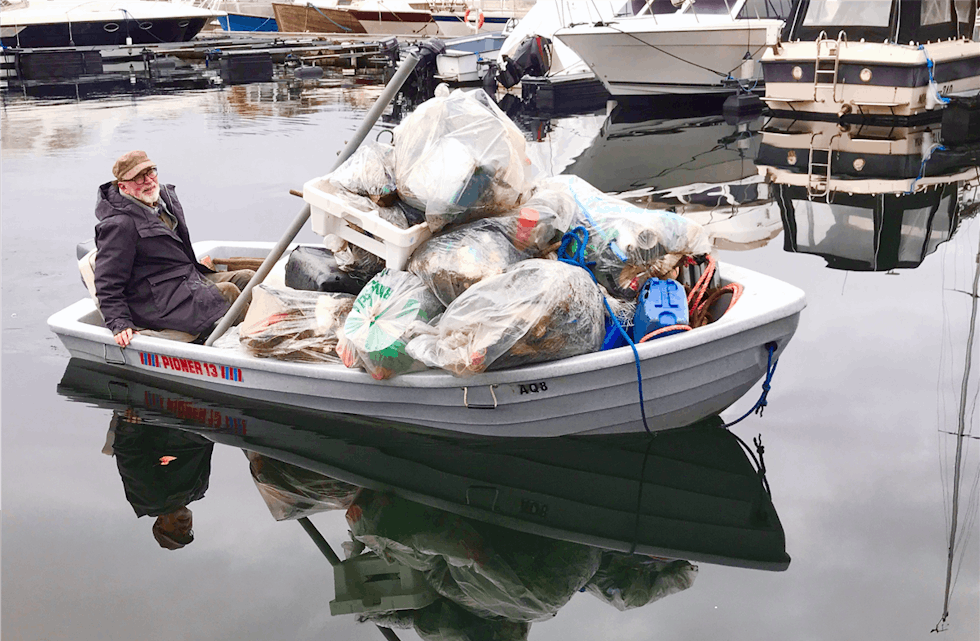 Ståle Pedersen har rydda fleire tonn med søppel langs strendene i Rogaland. I fjor fekk han Rogaland fylkeskommune sin miljøpris. Nå er han nominert til den nasjonale miljøprisen Gullklypa. 