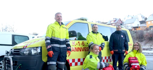 I september 2020 blei brannfolka i Sauda kursa i akutthjelp av Norsk Luftambulanse. Frå venstre: Odd Egil Tveit, Lene Olsen Håheimsnes, Dan Johan Granberg, Inge Seim og Mari Aartun.