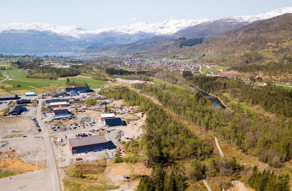 – JA, me vil at Sauda skal få nye arbeidsplassar, og JA, me vil vera med på å fremja det grøne skiftet. Men til kva pris? spør Olaug Drarvik. 