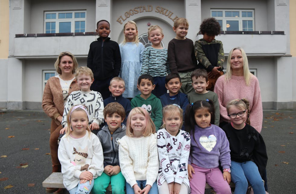 Bak frå venstre: Førskulelærar Ingrid Hillestad, Gisa Blace Boniface, Emilie Karpati-Høyland, Folke Viland Midthun, Samuel Aabø og Olav Kanyi Abotnes.
Andre rekke frå venstre: Timian Jacobsen, Henry Bruknapp-Hagen, Ahmed Haydar Alahmad, Hans Edward Lobertermos Mørk, Severin Erfjord og kontaktlærar Lene D. Ringstrand.
Framme frå venstre: Frøya Haraldsen Kirkevold, Kenneth Eik-Nes Handegård, Ida Fløgstad, Lilly-Alina Melby Håheim, Mari Safi og Milla Øverland.