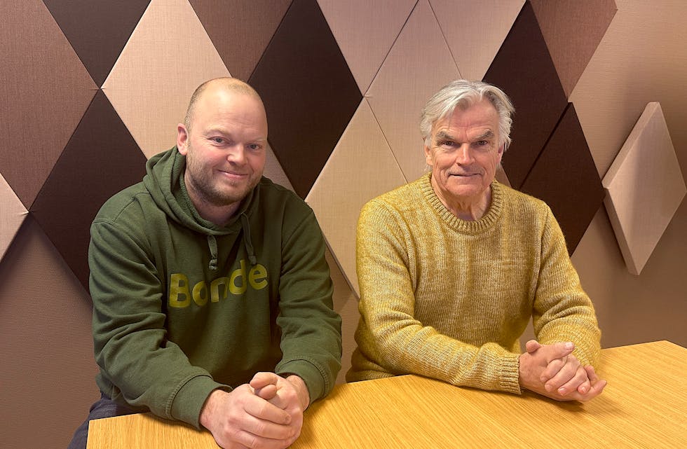 Tysværbuen Ståle Hustoft (til venstre) er leiar i Rogaland Bondelag. Finn Lothe er ein restauranteigar i Haugesund som gjerne kjøper lokale råvarer og helsar prosjektet velkommen.