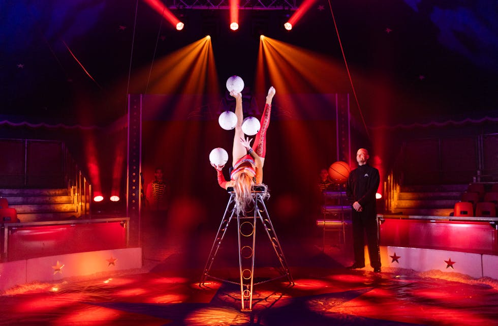 Cirkus Agora kjem til Sauda med både akrobatikk og nokre unge supertalent.
